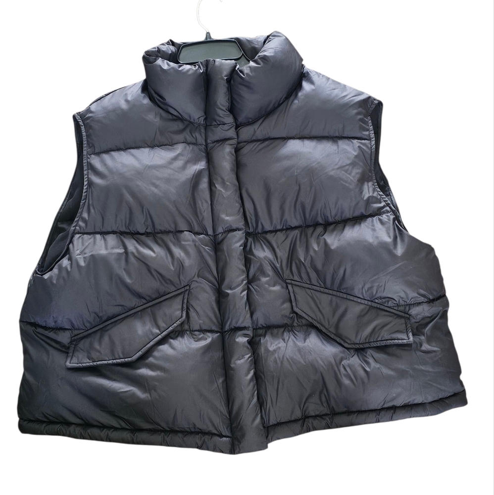 H & M Puffer Vest   Womens XL   EUC. Black